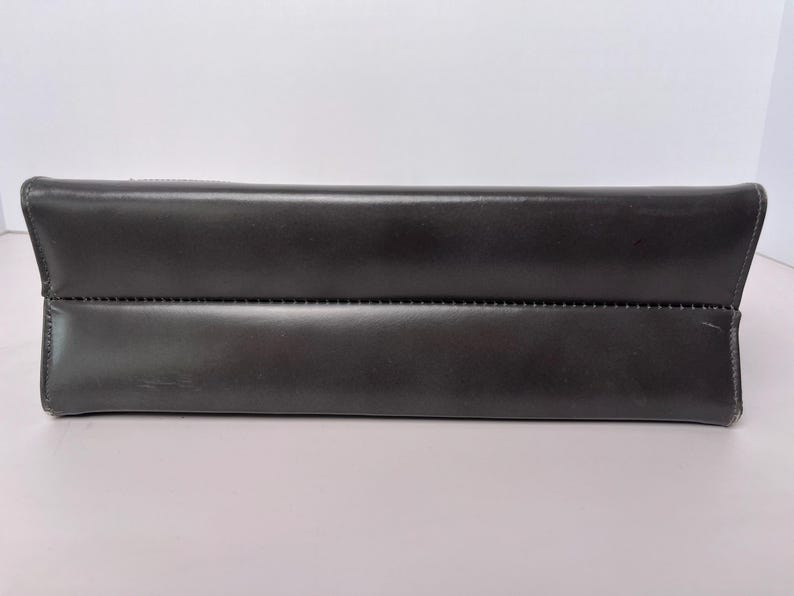 Vintage Mid century handbag with geometric design