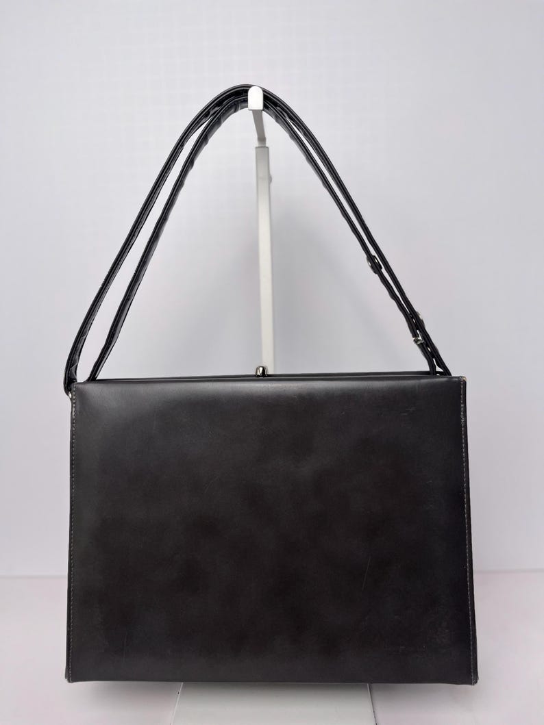 Vintage Mid century handbag with geometric design