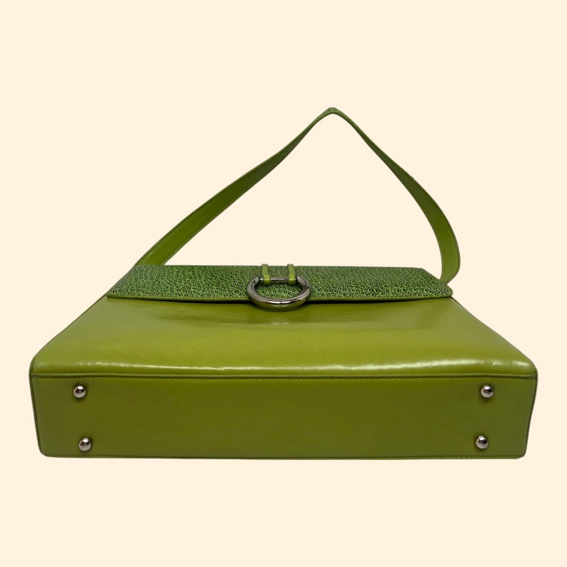 Alexandrea Ashlie Vintage 1960s Lime Green Handbag Silver Ring Mod Shoulder Purse