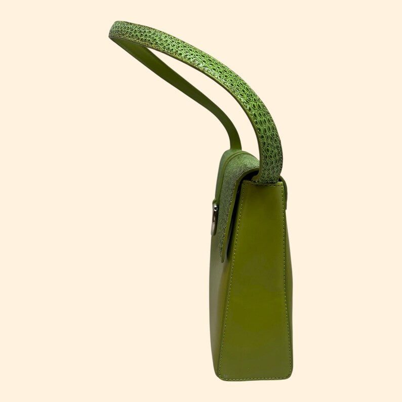 Alexandrea Ashlie Vintage 1960s Lime Green Handbag Silver Ring Mod Shoulder Purse